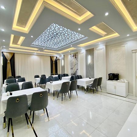 Isakhoja Hotel Хива Екстериор снимка