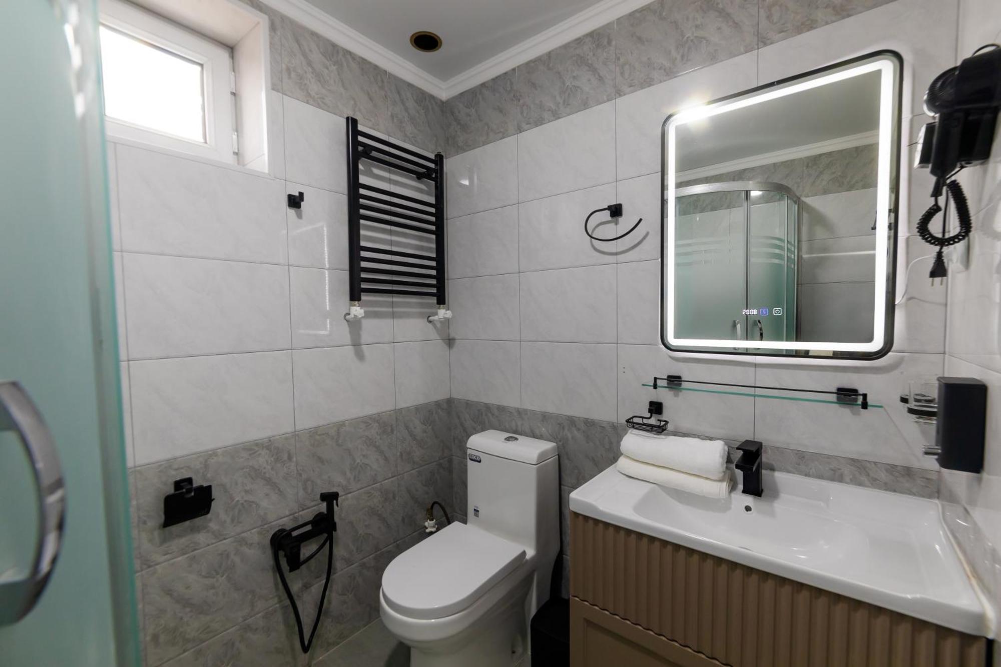 Isakhoja Hotel Хива Екстериор снимка