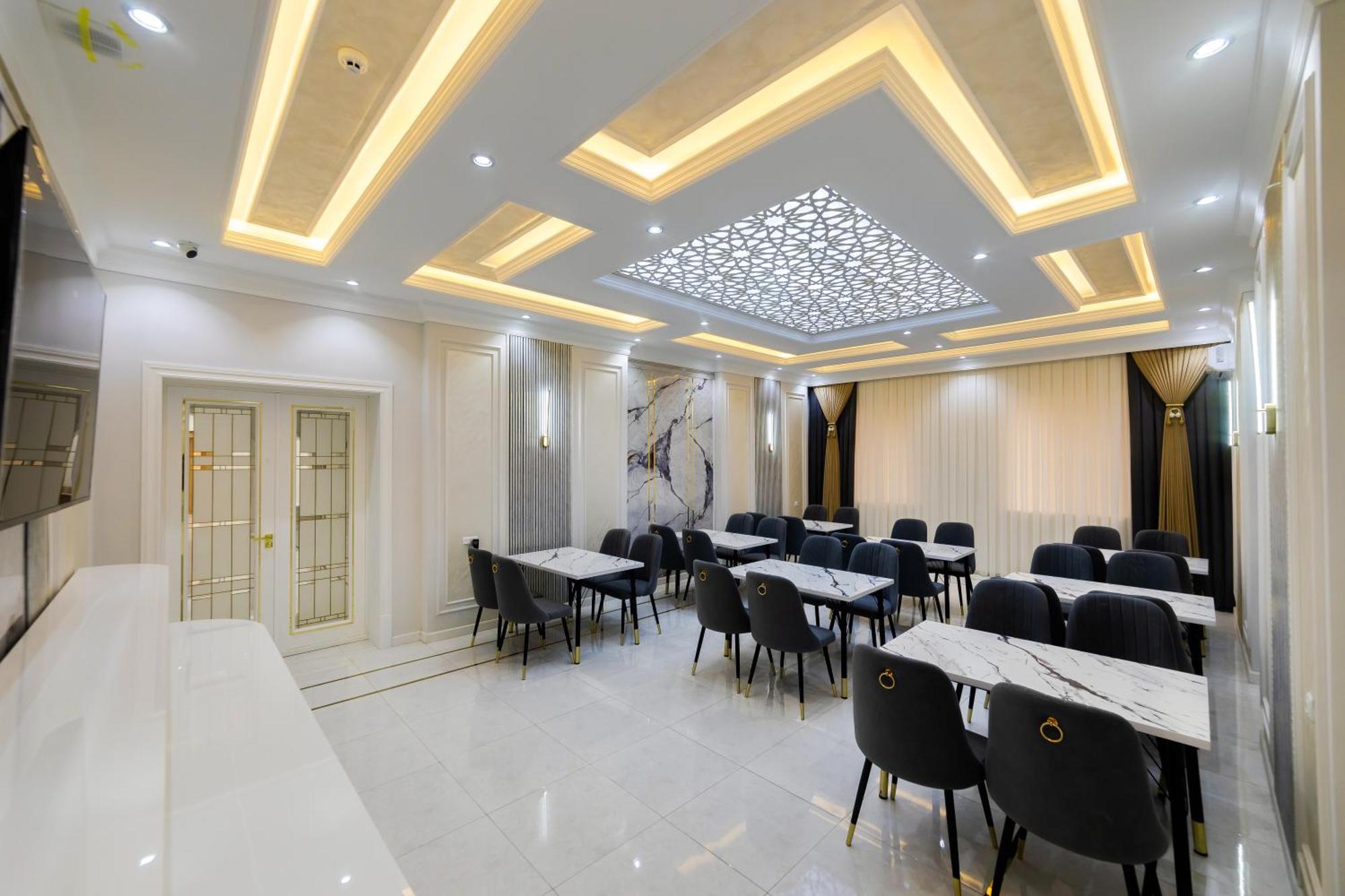 Isakhoja Hotel Хива Екстериор снимка