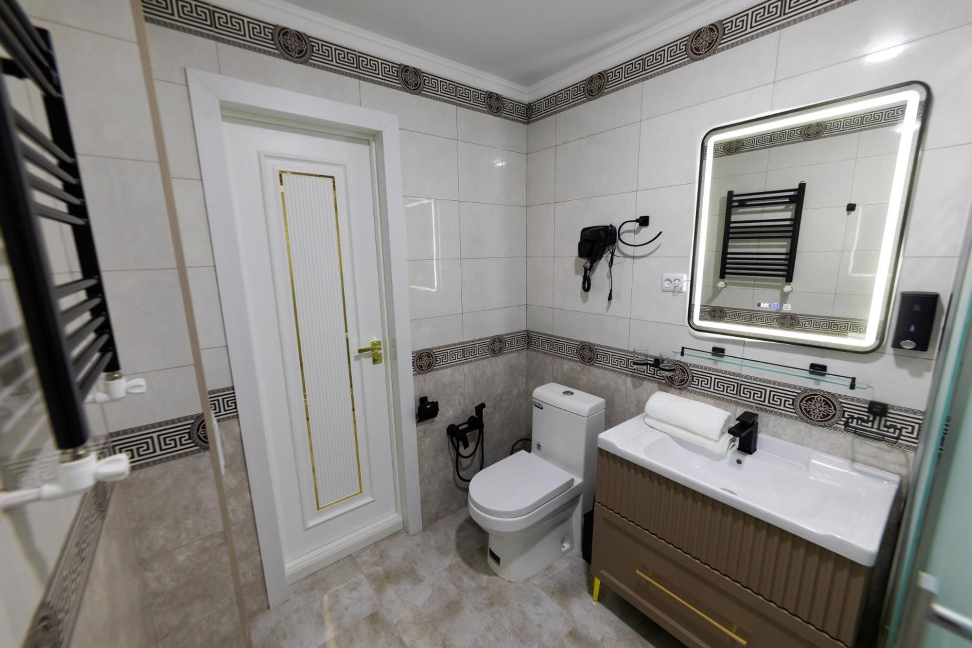 Isakhoja Hotel Хива Екстериор снимка